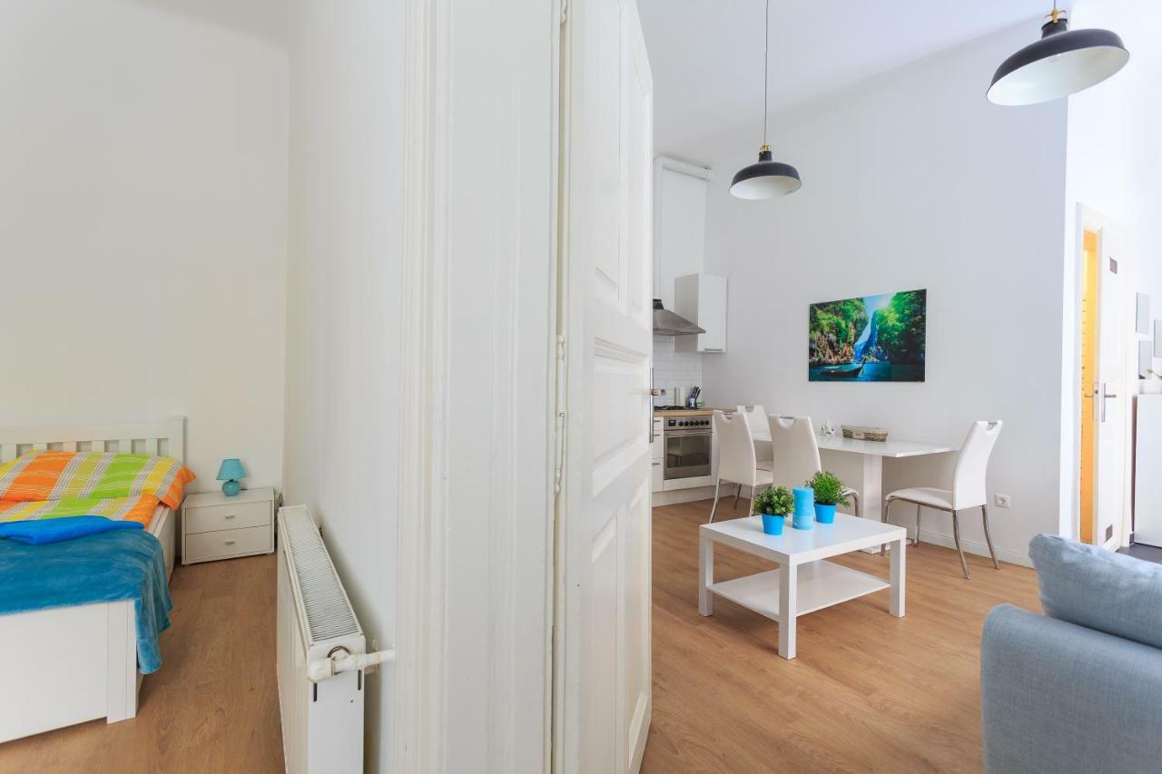 New - Super Nice Super Central Budapest Extérieur photo